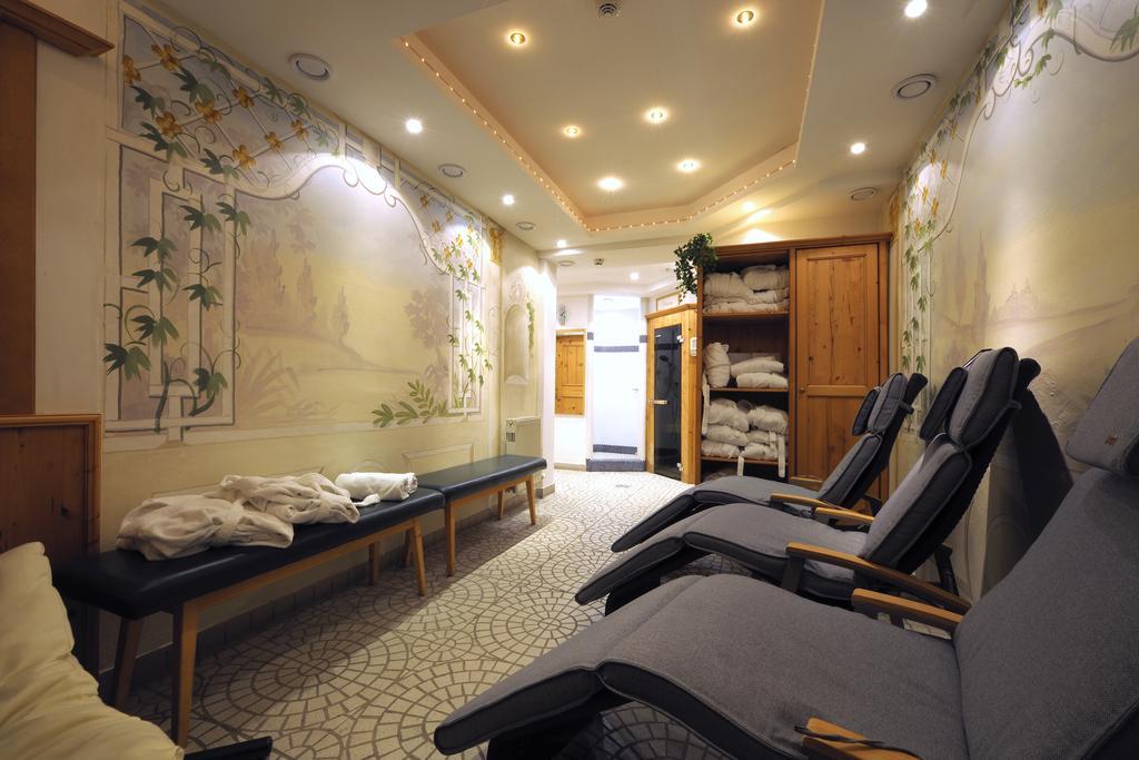Hotel Garni Alpenland Altenmarkt im Pongau Luaran gambar