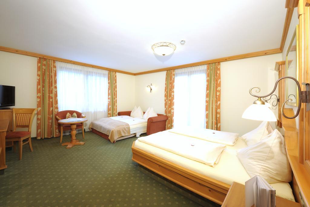 Hotel Garni Alpenland Altenmarkt im Pongau Luaran gambar