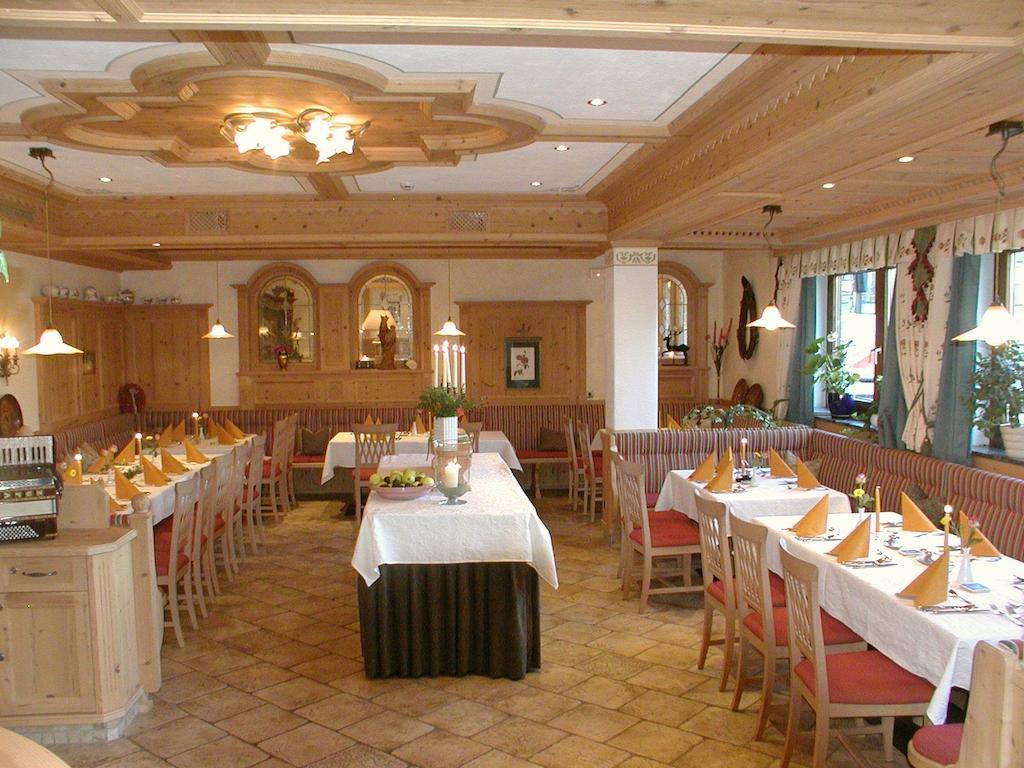 Hotel Garni Alpenland Altenmarkt im Pongau Luaran gambar