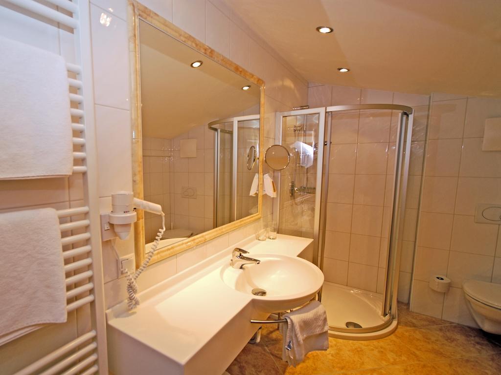 Hotel Garni Alpenland Altenmarkt im Pongau Bilik gambar